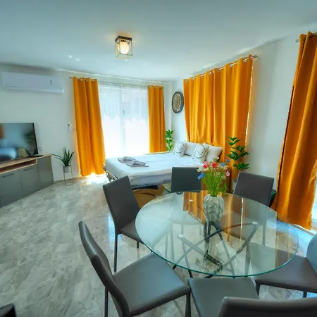 Lejlighed Luxury Penthouse With Jacuzzi On Sun Terrace Apic1-2