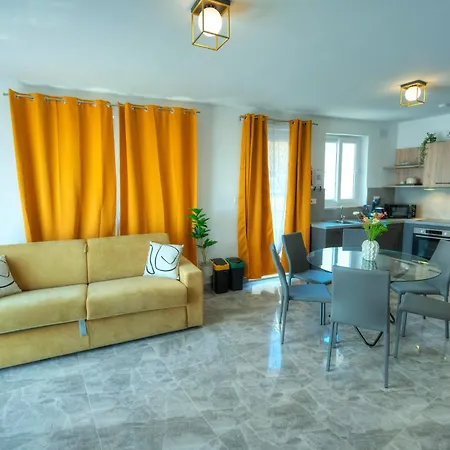 Luxury Penthouse With Jacuzzi On Sun Terrace Apic1-2 Santa Vennera