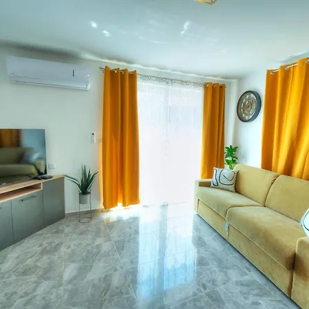 Luxury Penthouse With Jacuzzi On Sun Terrace Apic1-2